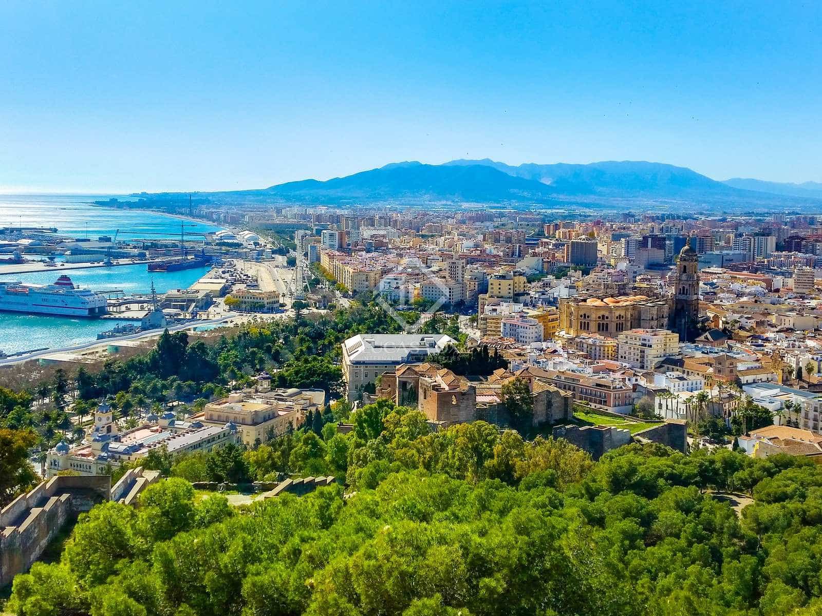 3 soveværelse Lejlighed til salg i Malaga by med garage - € 1.190.000 (Ref: 8343623)