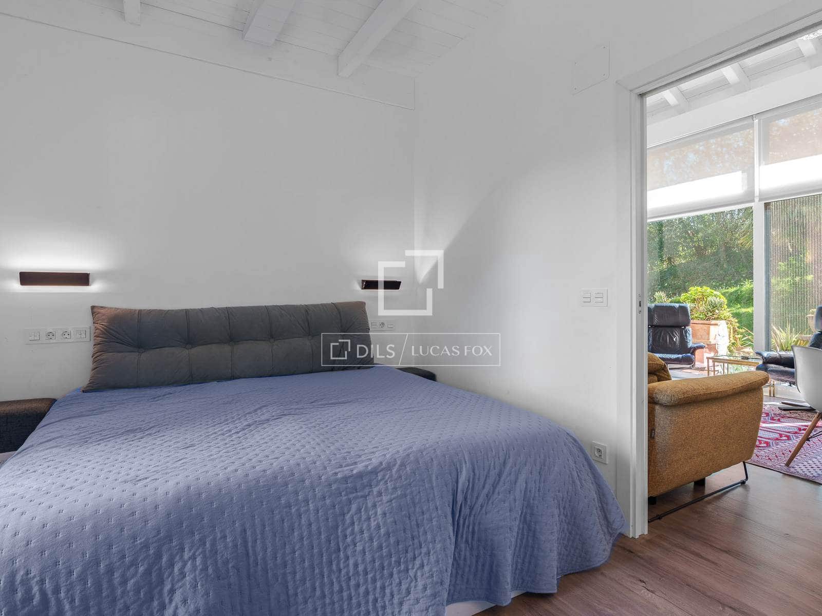 2 bedroom Finca/Country House for sale in Donostia-San Sebastian with garage - € 700,000 (Ref: 8343624)