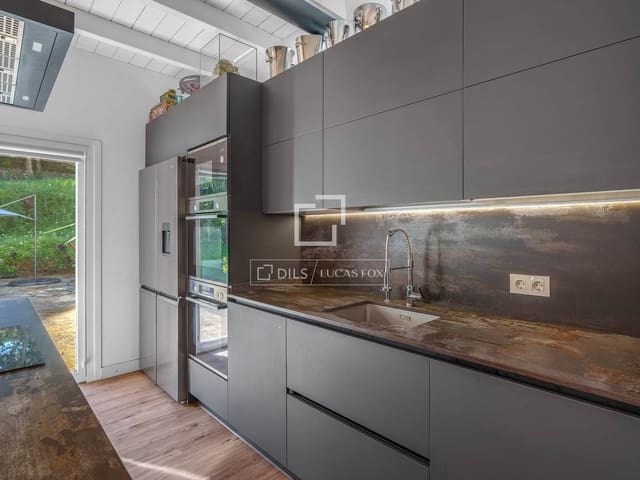 2 chambre Finca/Maison de Campagne à vendre à Donostia-San Sebastián avec garage - 700 000 € (Ref: 8343624)