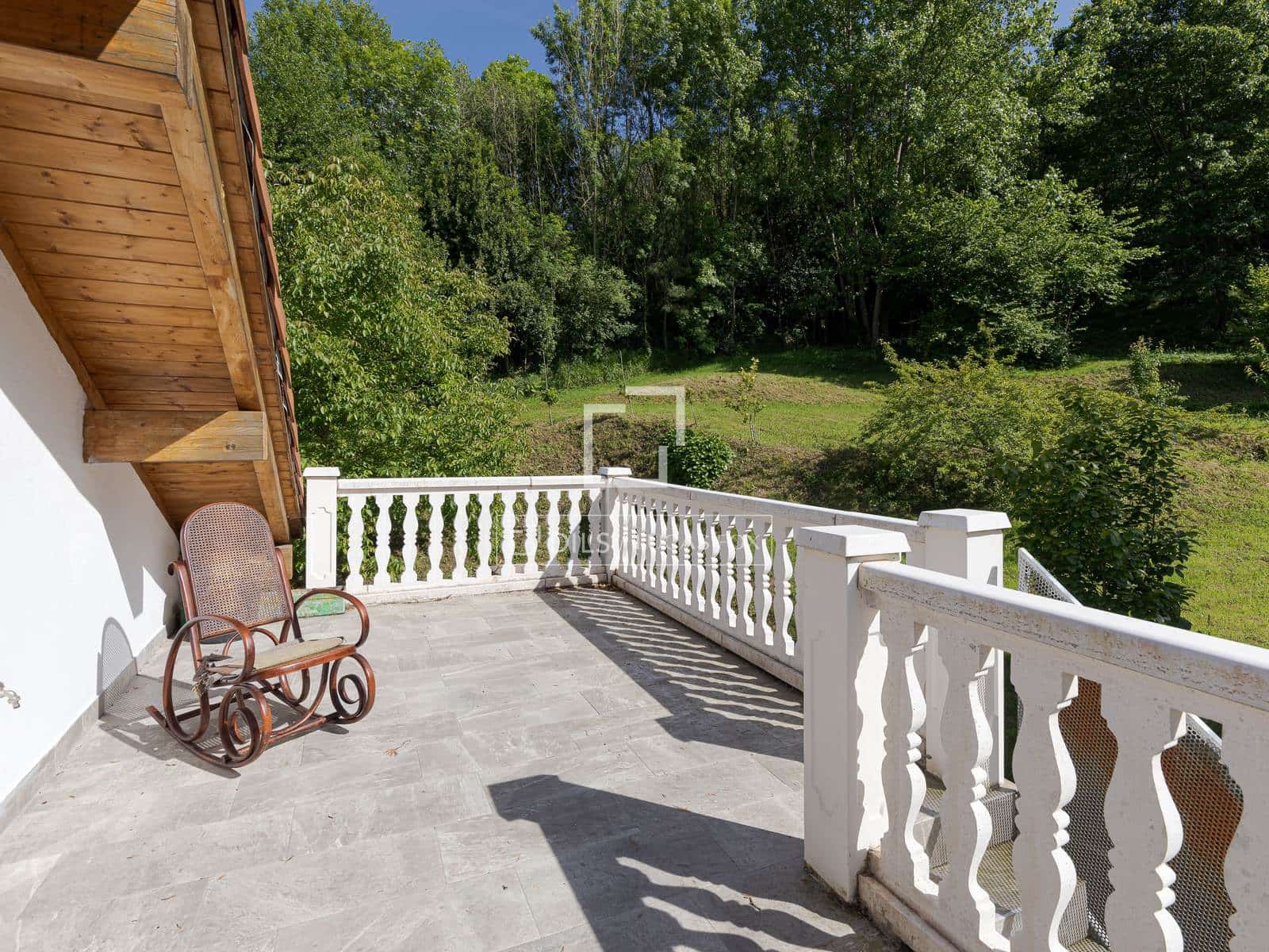 2 bedroom Finca/Country House for sale in Donostia-San Sebastian with garage - € 700,000 (Ref: 8343624)