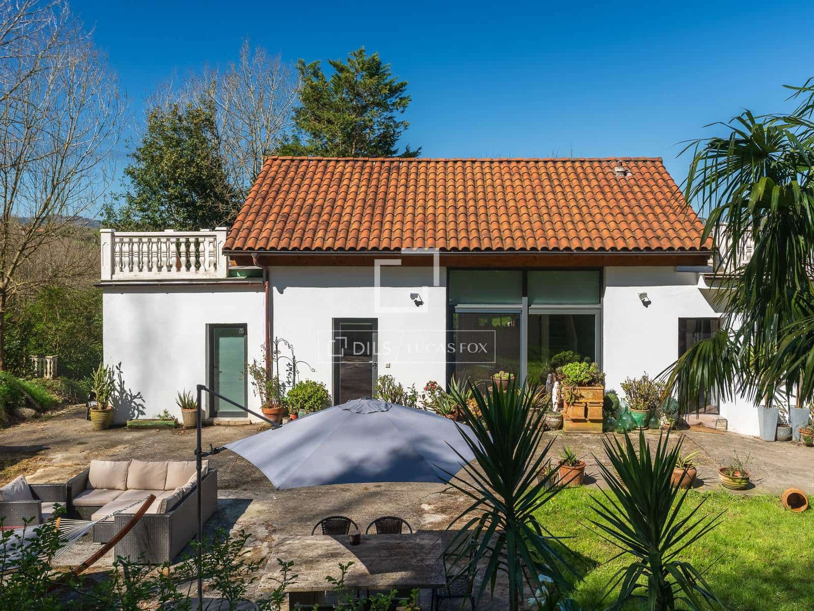 2 bedroom Finca/Country House for sale in Donostia-San Sebastian with garage - € 700,000 (Ref: 8343624)