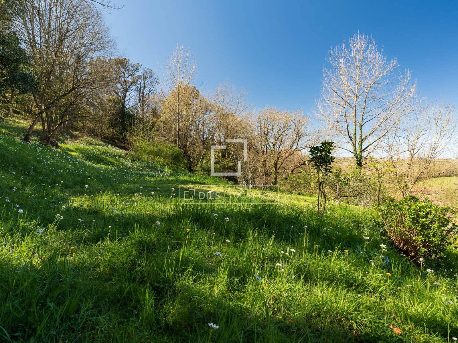 2 bedroom Finca/Country House for sale in Donostia-San Sebastian with garage - € 700,000 (Ref: 8343624)