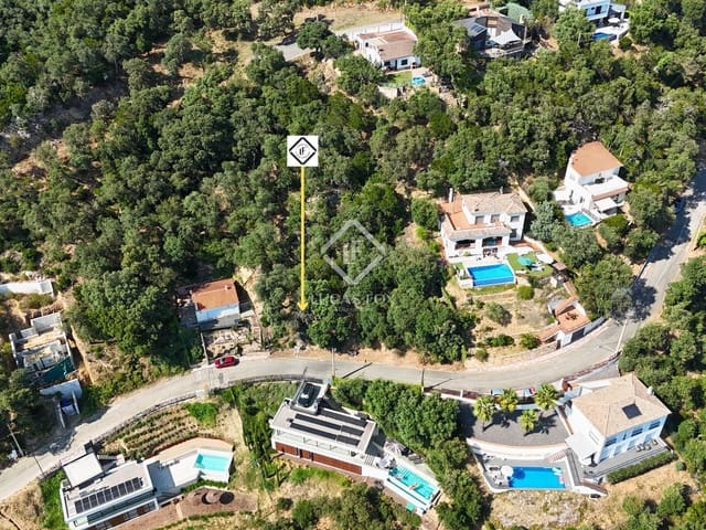 Building Plot for sale in Santa Cristina d'Aro - € 110,000 (Ref: 8346744)