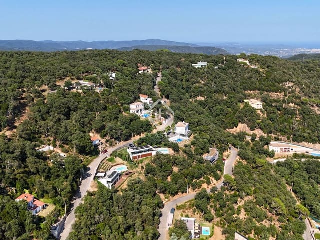 Building Plot for sale in Santa Cristina d'Aro - € 110,000 (Ref: 8346745)