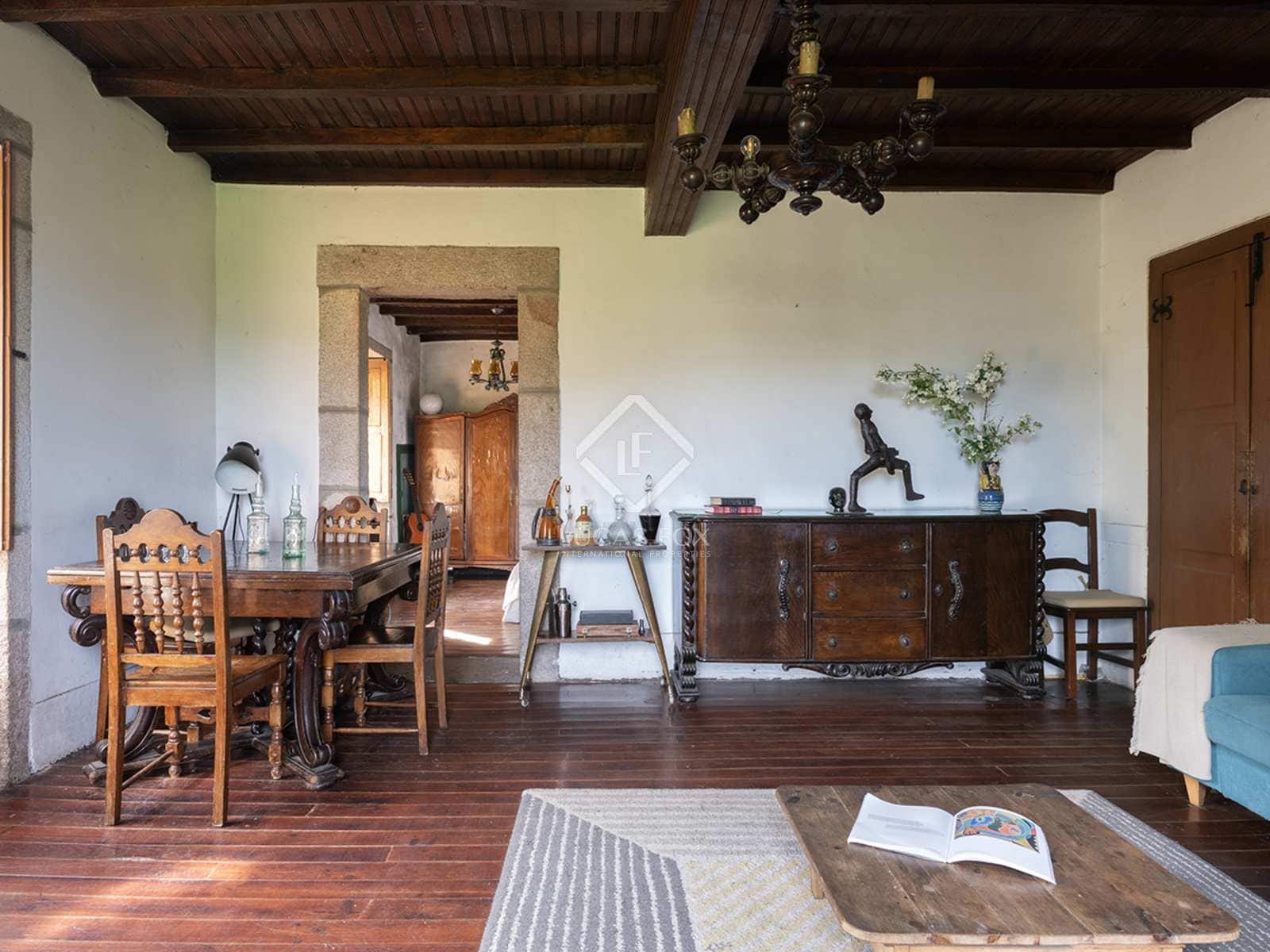 3 bedroom Finca/Country House for sale in Tui with pool garage - € 800,000 (Ref: 8349780)