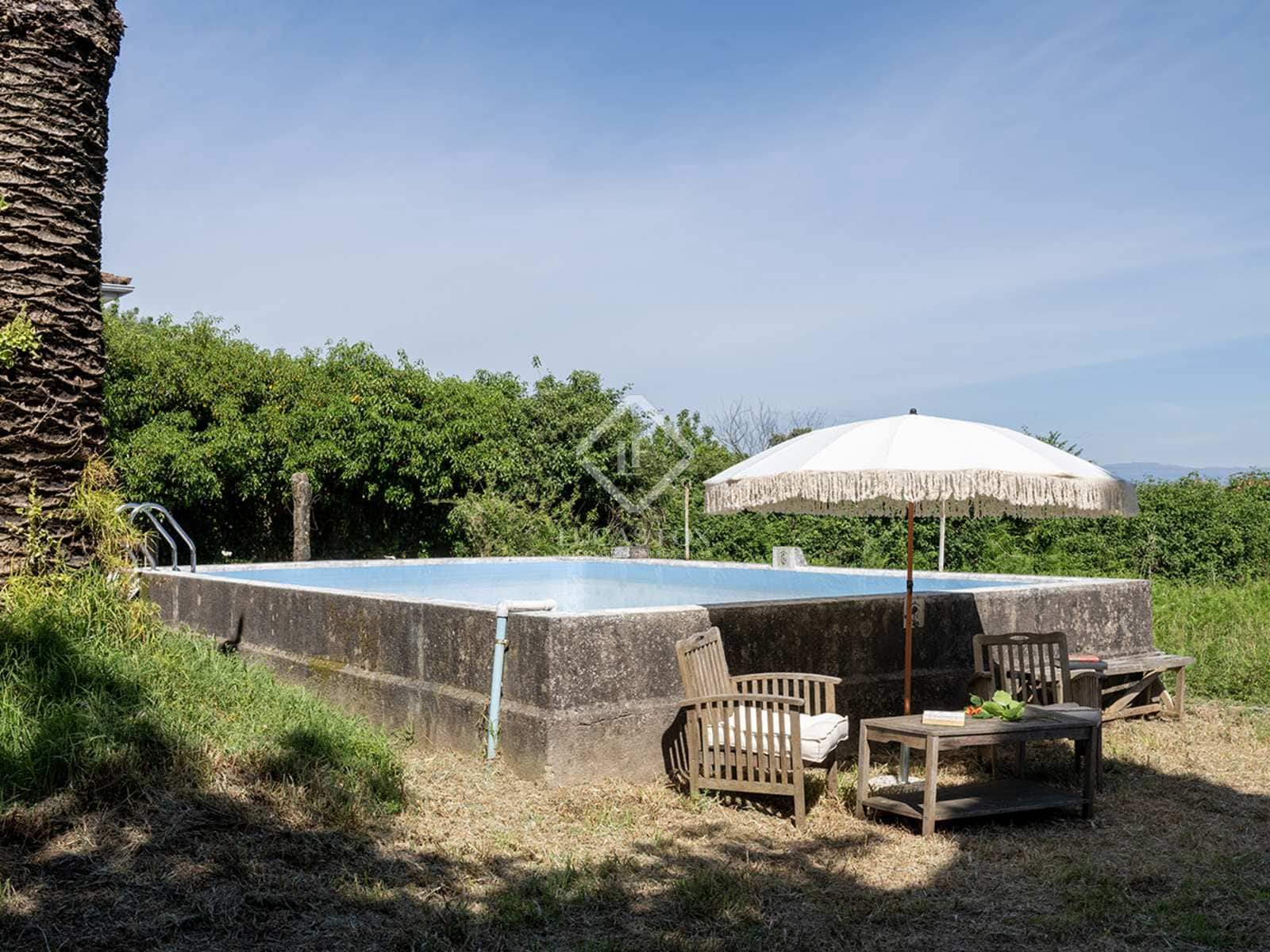 3 bedroom Finca/Country House for sale in Tui with pool garage - € 800,000 (Ref: 8349780)