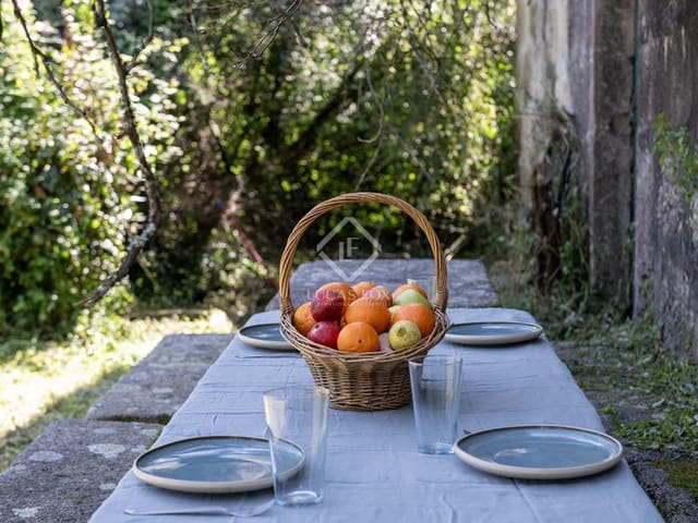 3 bedroom Finca/Country House for sale in Tui with pool garage - € 800,000 (Ref: 8349780)