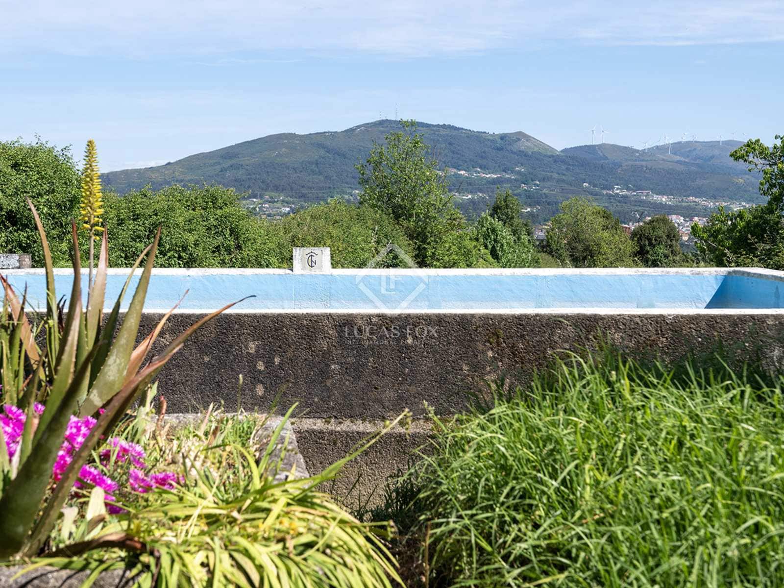 3 bedroom Finca/Country House for sale in Tui with pool garage - € 800,000 (Ref: 8349780)