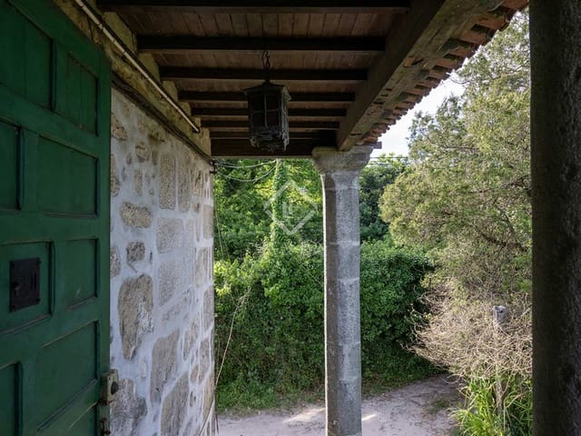 3 chambre Finca/Maison de Campagne à vendre à Tui avec piscine garage - 700 000 € (Ref: 8349780)