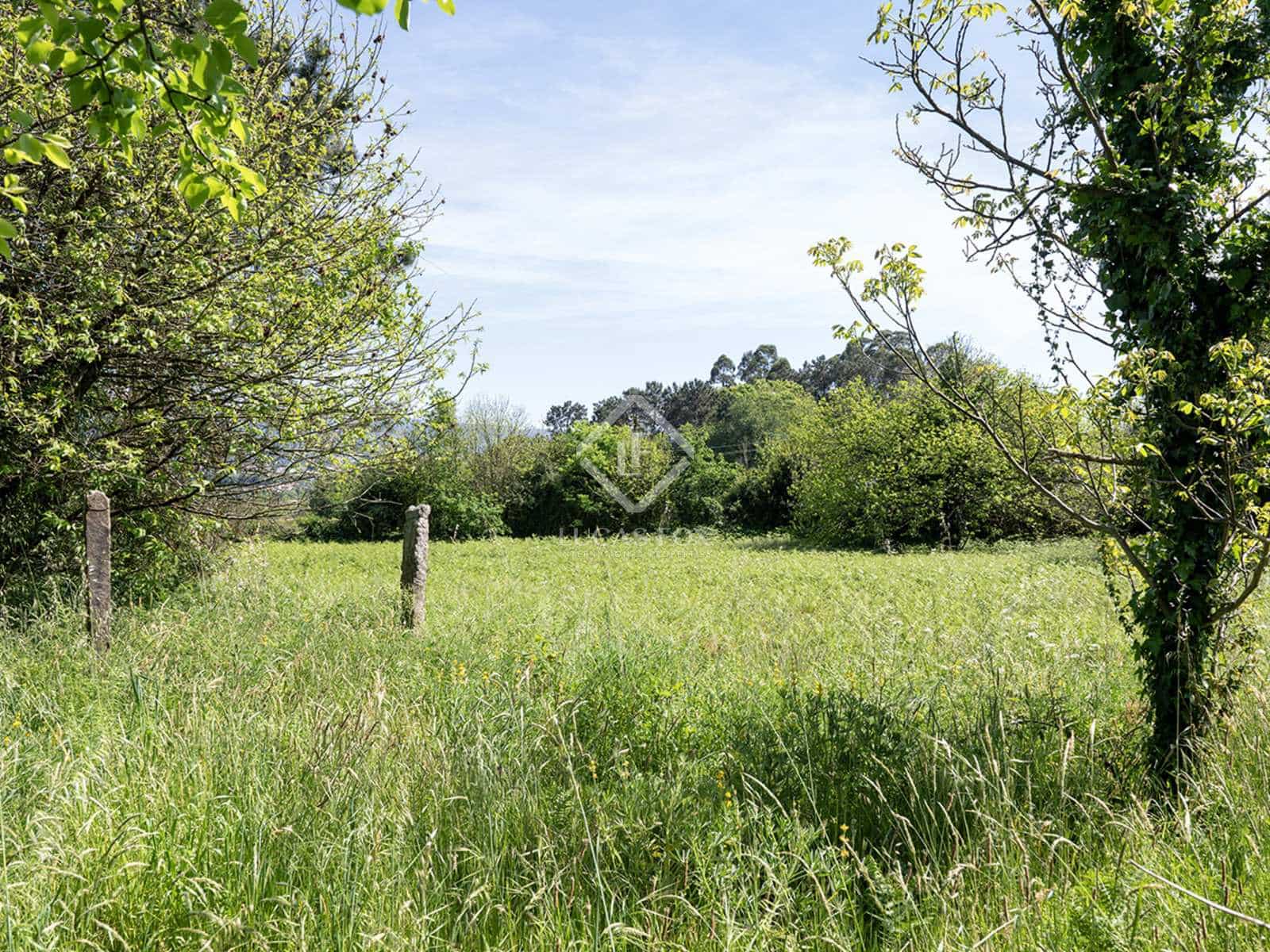 3 bedroom Finca/Country House for sale in Tui with pool garage - € 800,000 (Ref: 8349780)