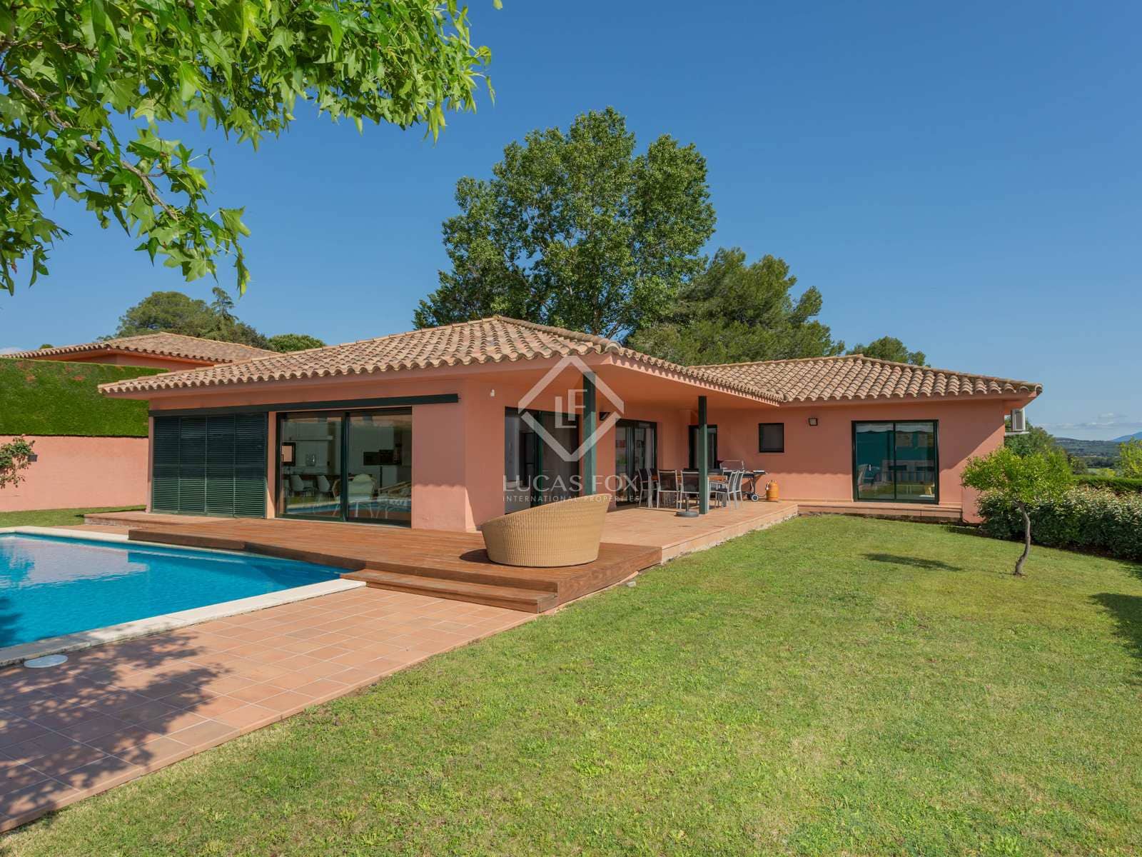 6 soveværelse Villa til salg i Navata med swimmingpool - € 845.000 (Ref: 8350244)