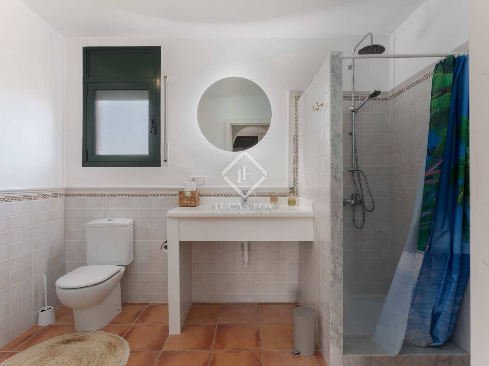 6 soveværelse Villa til salg i Navata med swimmingpool - € 845.000 (Ref: 8350244)