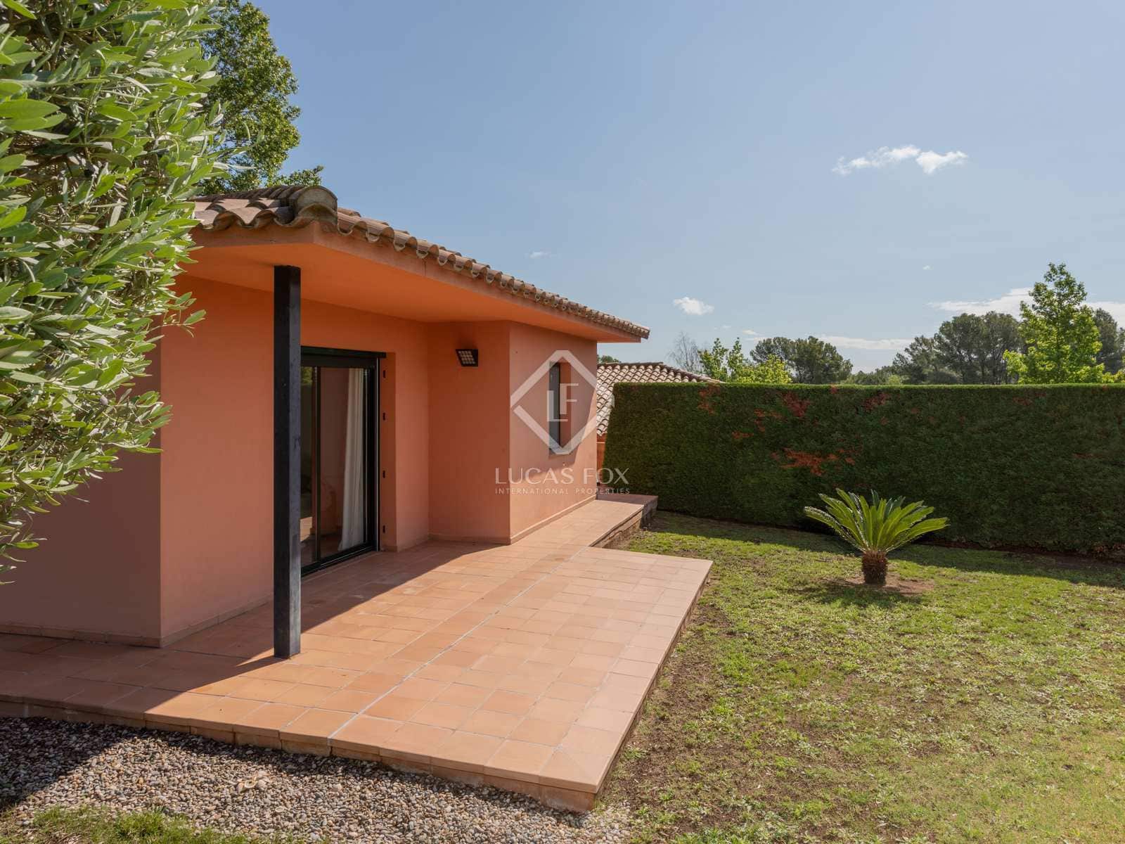 6 soveværelse Villa til salg i Navata med swimmingpool - € 845.000 (Ref: 8350244)