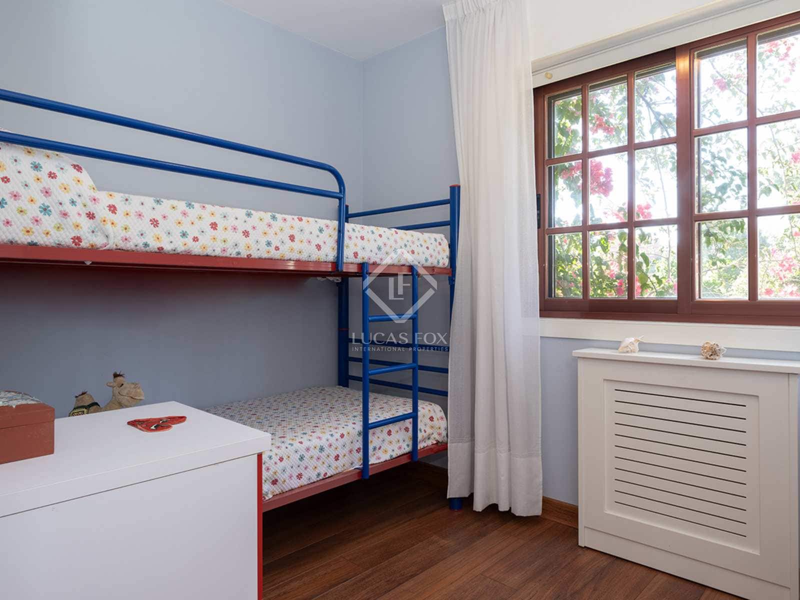 5 soveværelse Villa til salg i Cangas med swimmingpool garage - € 850.000 (Ref: 8353675)