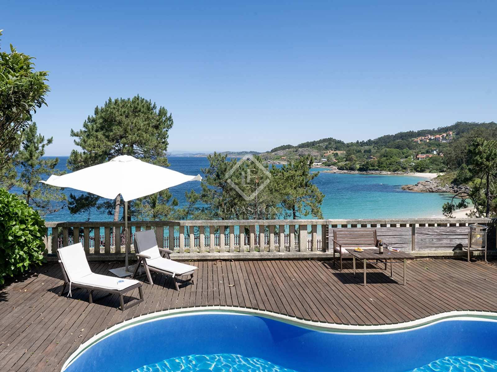 5 soveværelse Villa til salg i Cangas med swimmingpool garage - € 850.000 (Ref: 8353675)