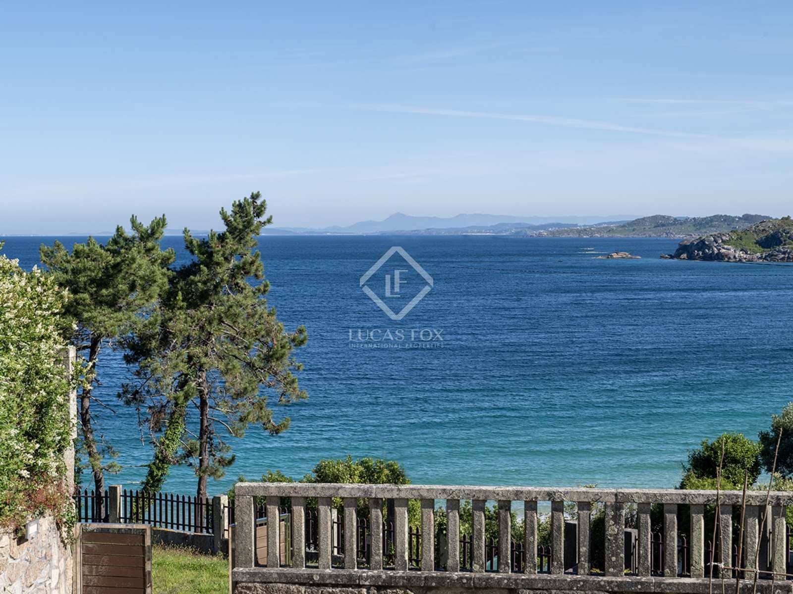 5 soveværelse Villa til salg i Cangas med swimmingpool garage - € 850.000 (Ref: 8353675)