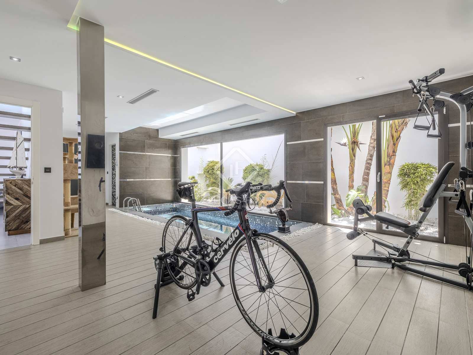 5 makuuhuone Huvila myytävänä paikassa Javea / Xabia mukana uima-altaan 
autotalli - 2 350 000 € (Ref: 8357116)