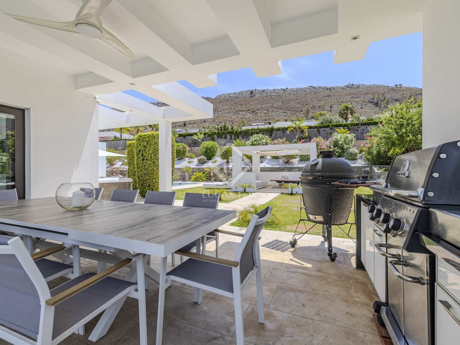 5 makuuhuone Huvila myytävänä paikassa Javea / Xabia mukana uima-altaan 
autotalli - 2 350 000 € (Ref: 8357116)