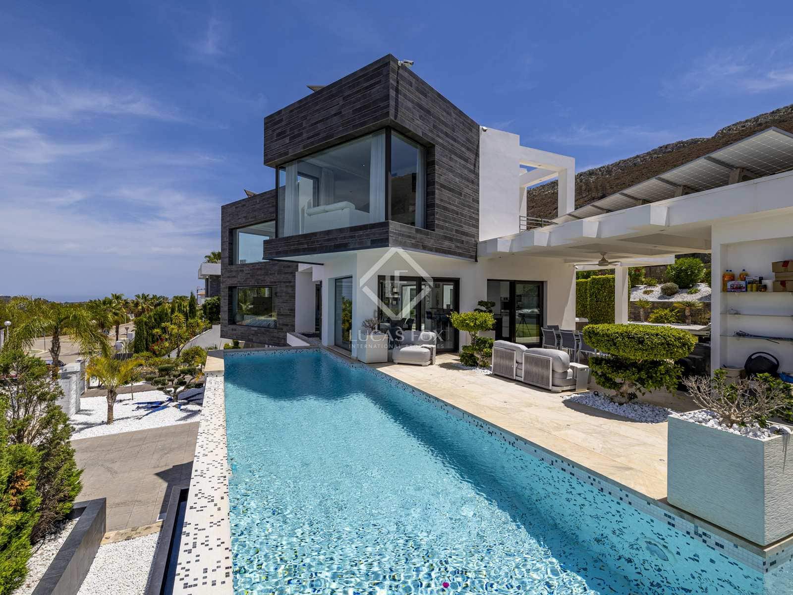 5 makuuhuone Huvila myytävänä paikassa Javea / Xabia mukana uima-altaan 
autotalli - 2 350 000 € (Ref: 8357116)