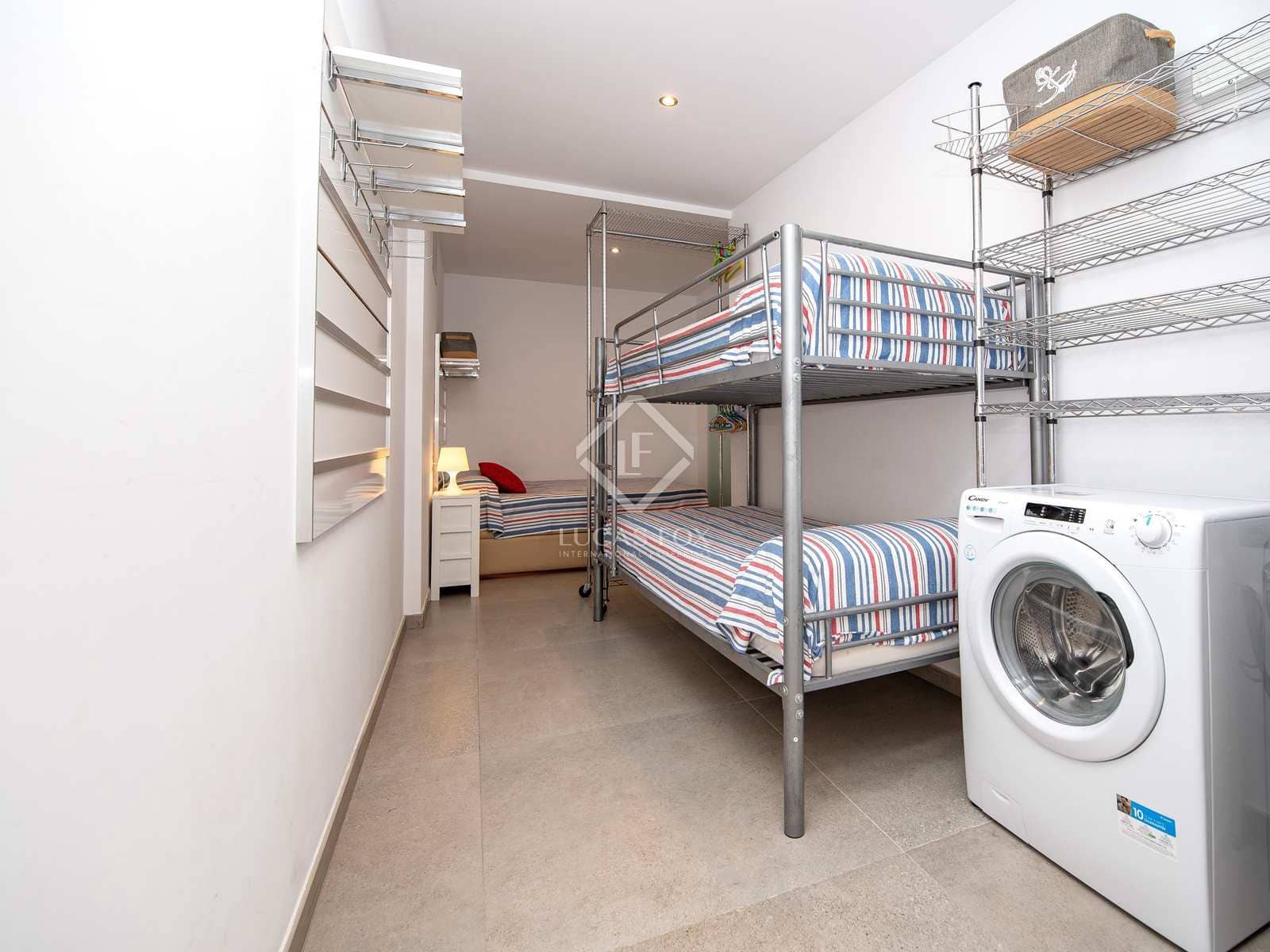 4 slaapkamer Villa te koop in Sant Feliu de Guixols met garage - € 840.000 (Ref: 8369806)