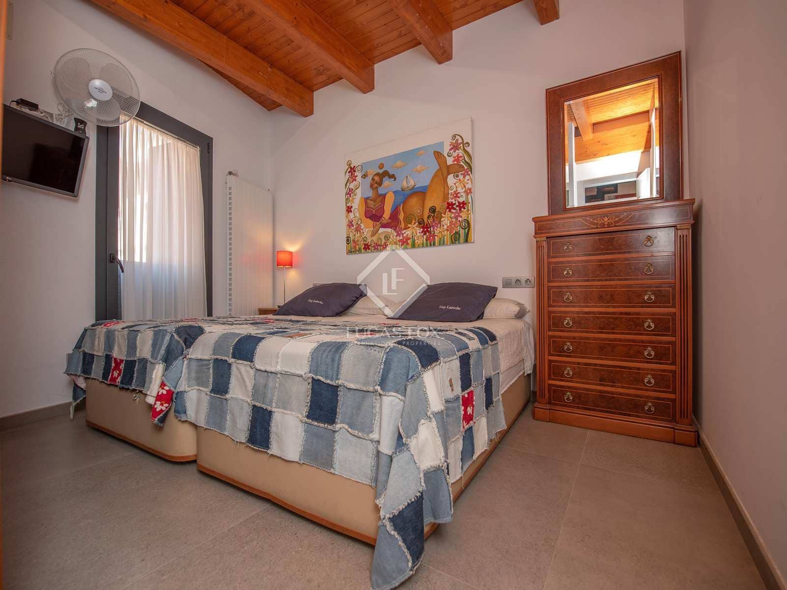 4 slaapkamer Villa te koop in Sant Feliu de Guixols met garage - € 840.000 (Ref: 8369806)