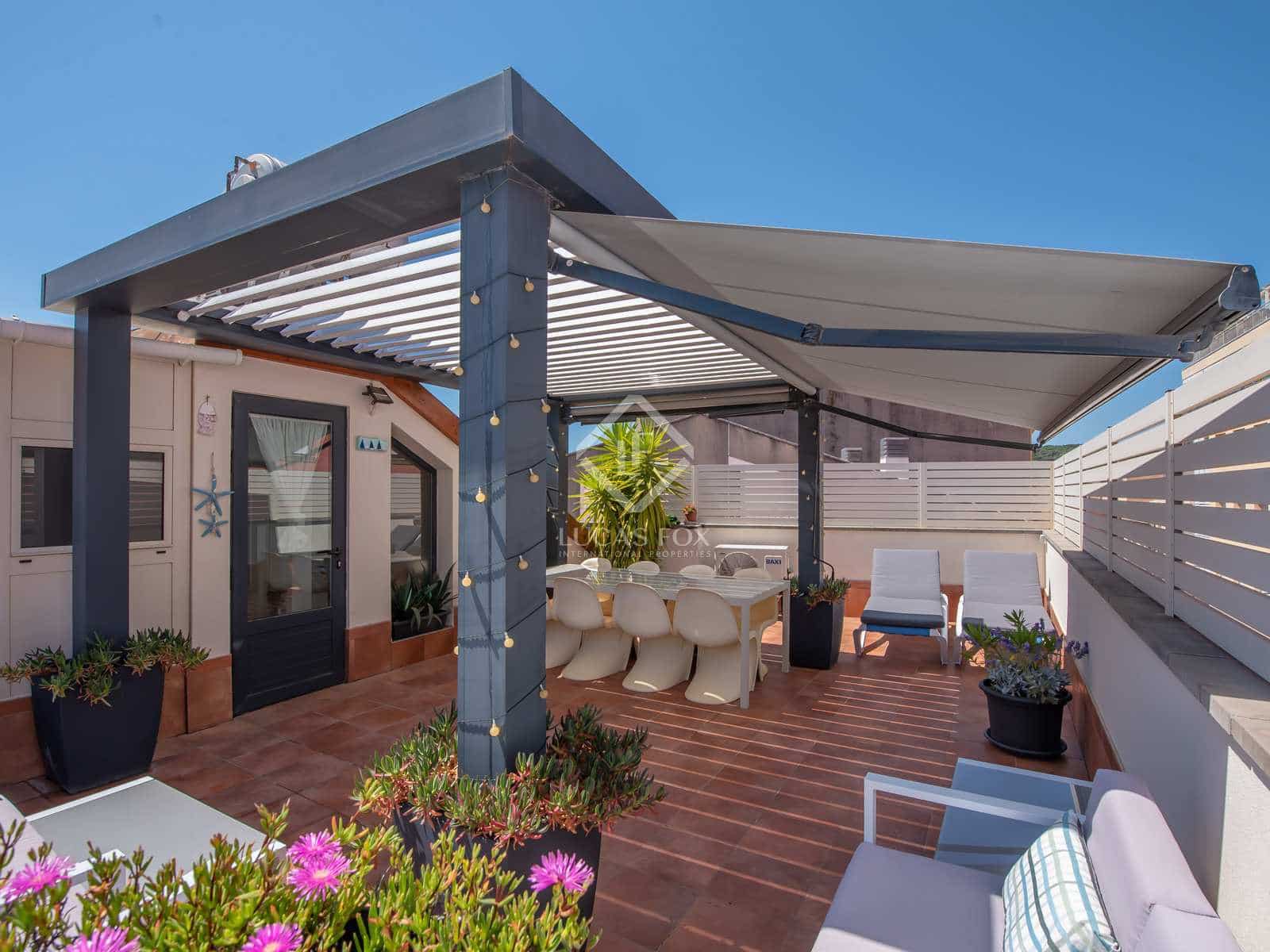 4 slaapkamer Villa te koop in Sant Feliu de Guixols met garage - € 840.000 (Ref: 8369806)