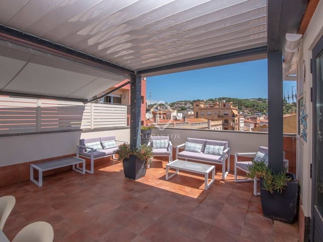 4 soveværelse Villa til salg i Sant Feliu de Guíxols med garage - € 840.000 (Ref: 8369806)