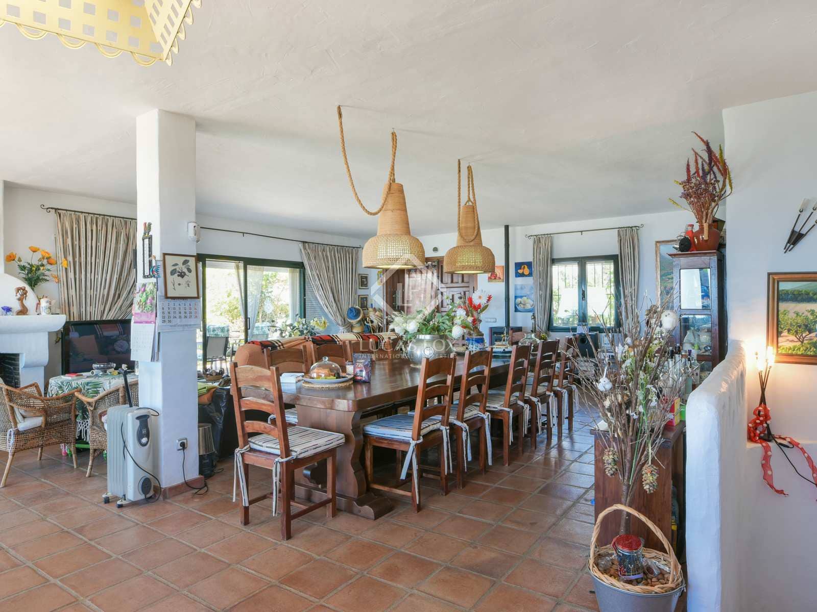 5 bedroom Finca/Country House for sale in Arenas - € 880,000 (Ref: 8371667)