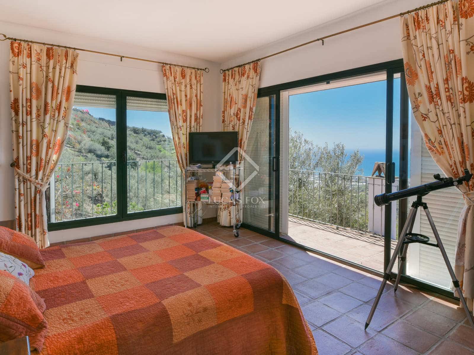 5 bedroom Finca/Country House for sale in Arenas - € 880,000 (Ref: 8371667)