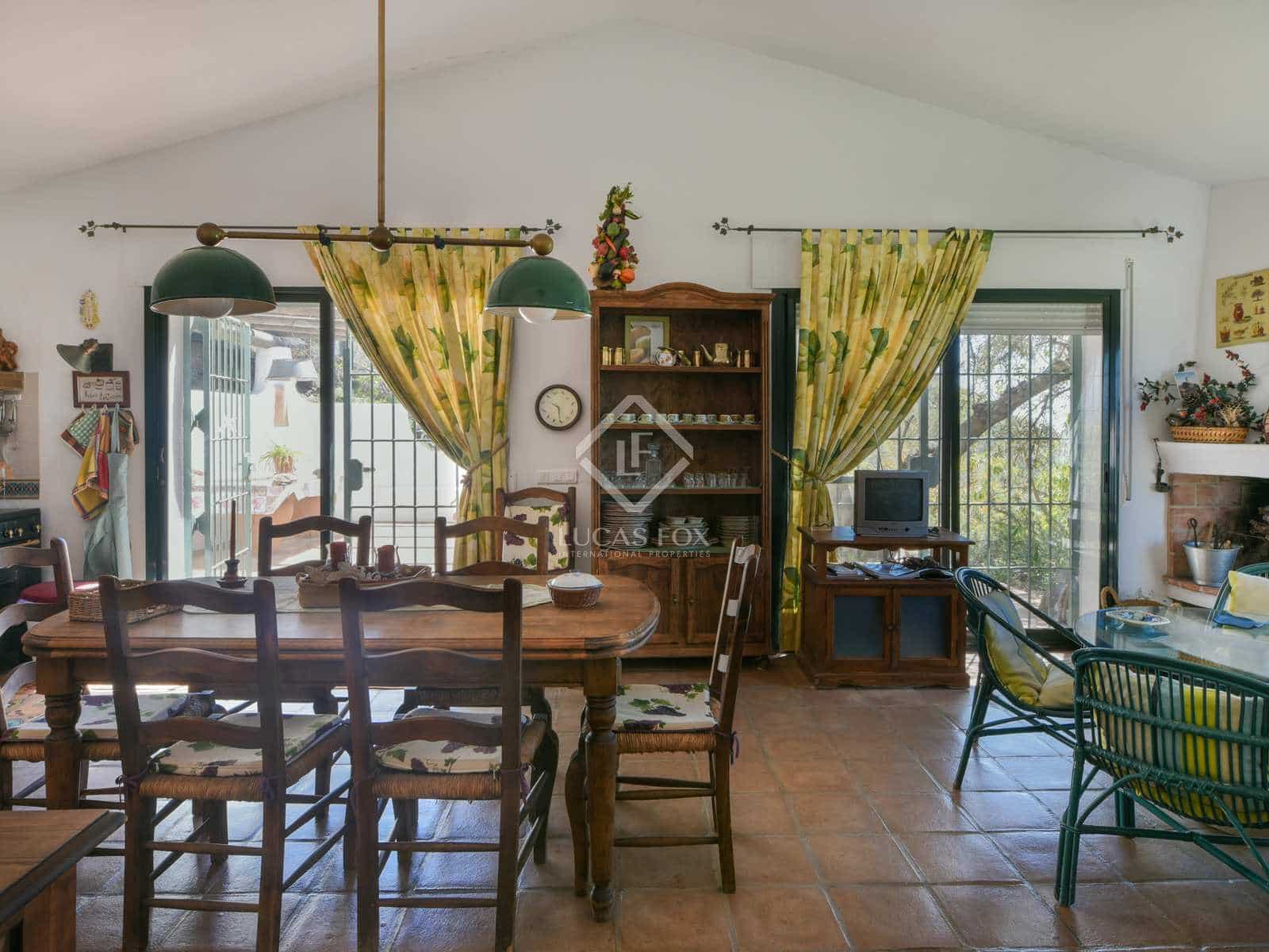 5 bedroom Finca/Country House for sale in Arenas - € 880,000 (Ref: 8371667)