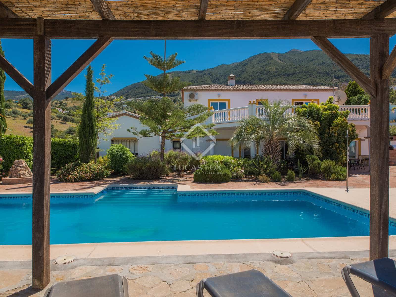 6 slaapkamer Finca/Landhuis te koop in Alcaucin - € 690.000 (Ref: 8371668)