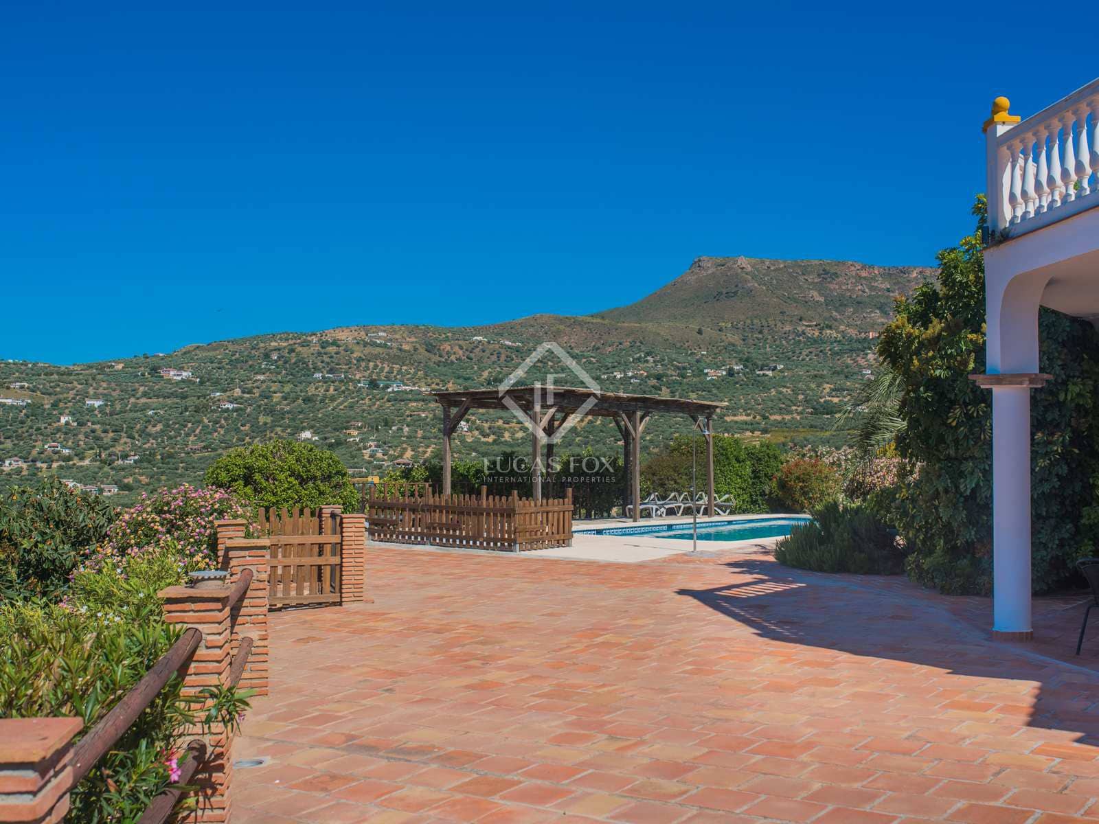 6 slaapkamer Finca/Landhuis te koop in Alcaucin - € 690.000 (Ref: 8371668)