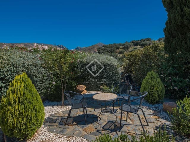 6 bedroom Finca/Country House for sale in Alcaucín - € 690,000 (Ref: 8371668)