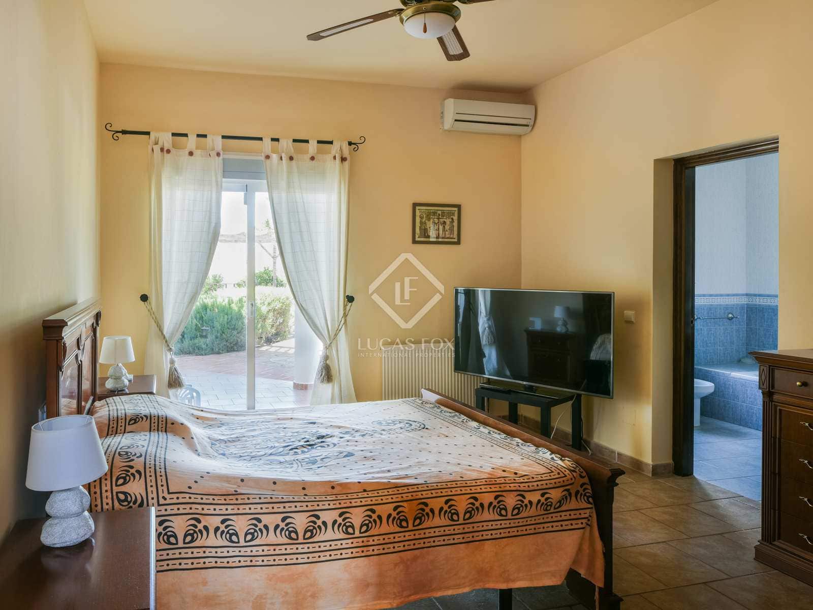 6 slaapkamer Finca/Landhuis te koop in Alcaucin - € 690.000 (Ref: 8371668)