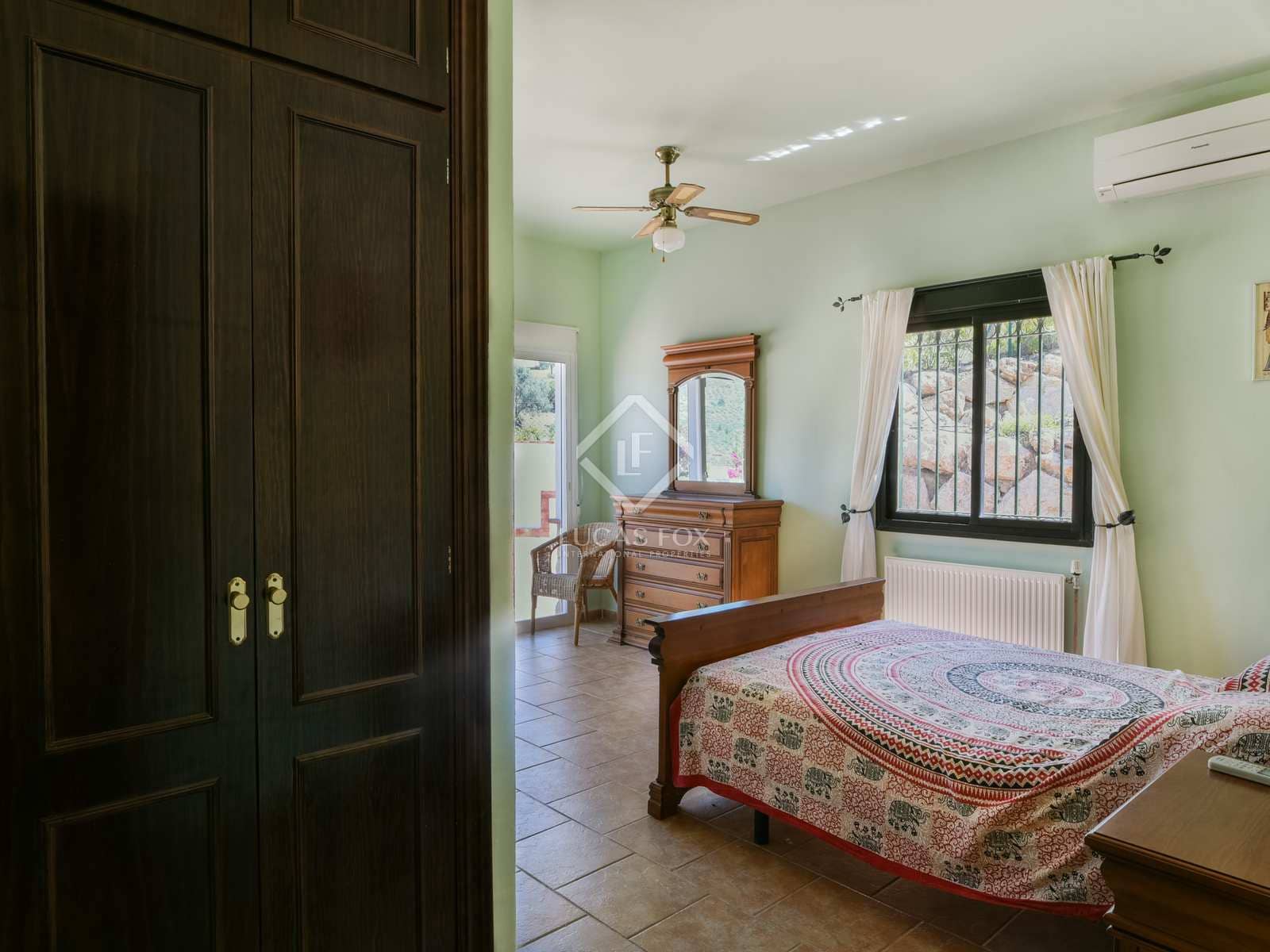 6 slaapkamer Finca/Landhuis te koop in Alcaucin - € 690.000 (Ref: 8371668)