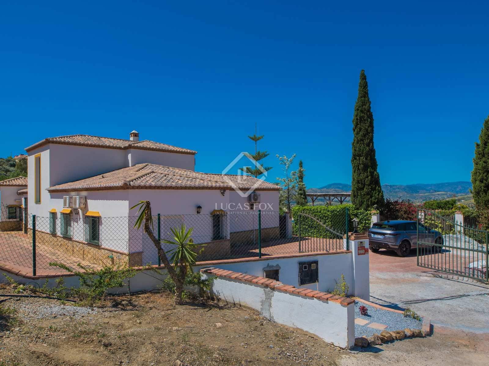 6 slaapkamer Finca/Landhuis te koop in Alcaucin - € 690.000 (Ref: 8371668)