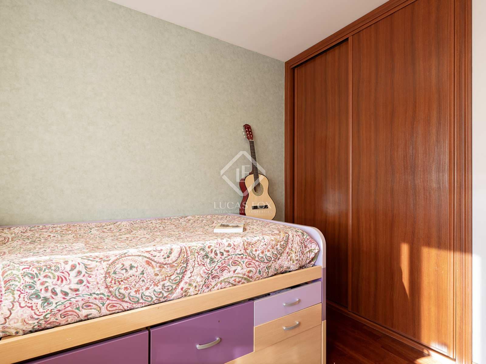 4 sypialnia Willa na sprzedaż w Vigo z basenem garażem - 820 000 € (Ref: 8371671)