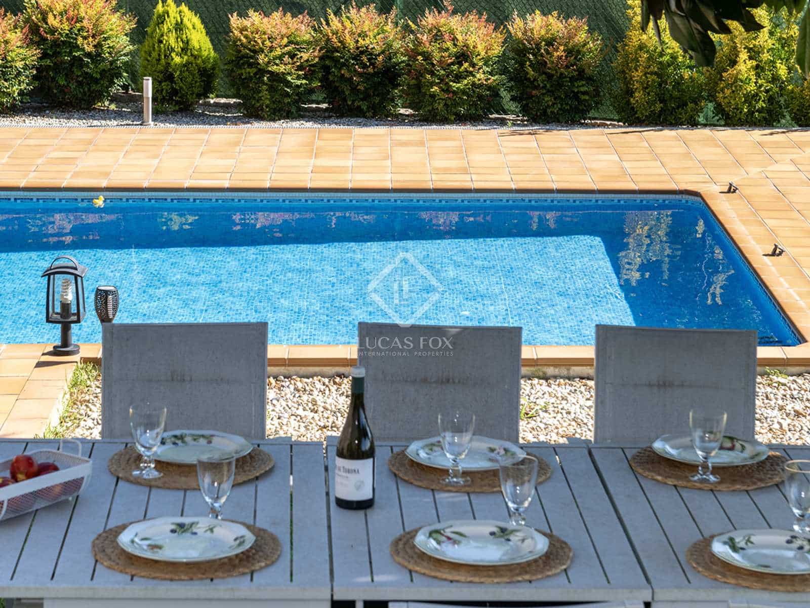 4 sypialnia Willa na sprzedaż w Vigo z basenem garażem - 820 000 € (Ref: 8371671)