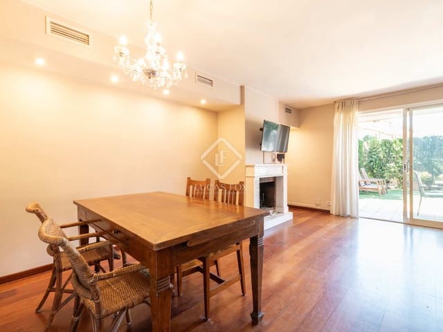 3 bedroom Villa for sale in Gavà with pool garage - € 1,050,000 (Ref: 8371758)