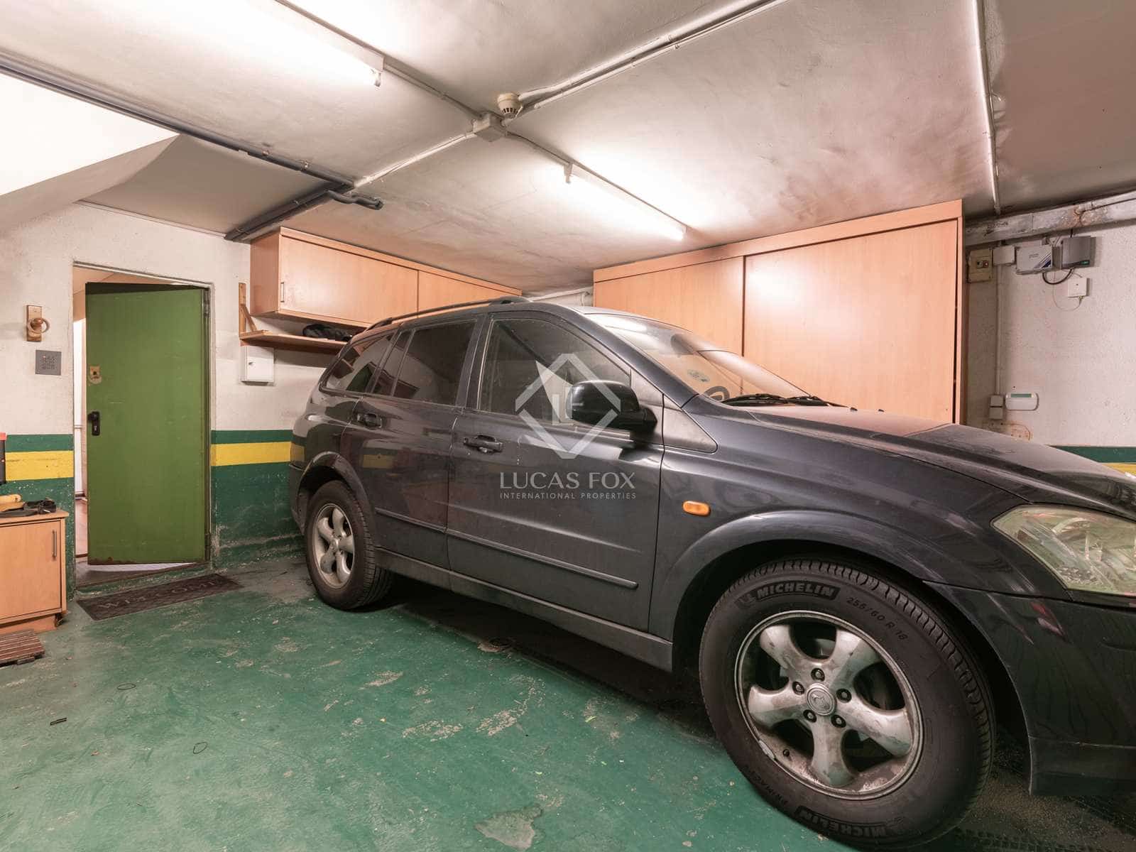 3 soverom Villa til salgs i Gava med svømmebasseng garasje - € 1 050 000 (Ref: 8371758)