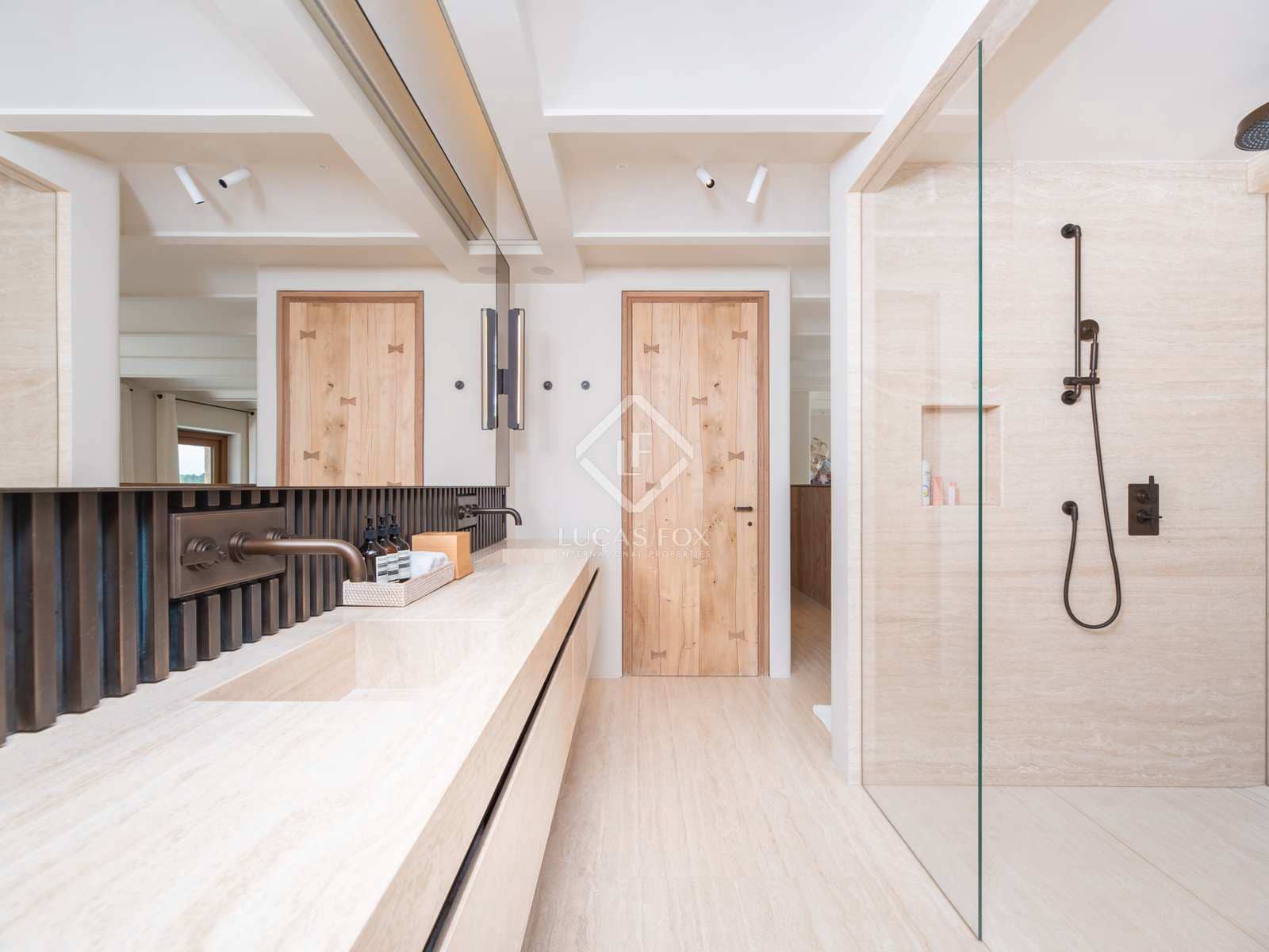 6 soveværelse Villa til salg i Sant Carles de Peralta med swimmingpool garage - € 19.750.000 (Ref: 8375125)