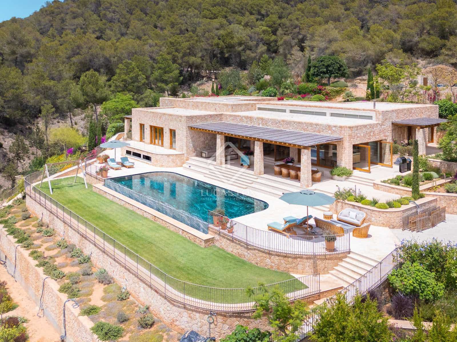 6 soveværelse Villa til salg i Sant Carles de Peralta med swimmingpool garage - € 19.750.000 (Ref: 8375125)