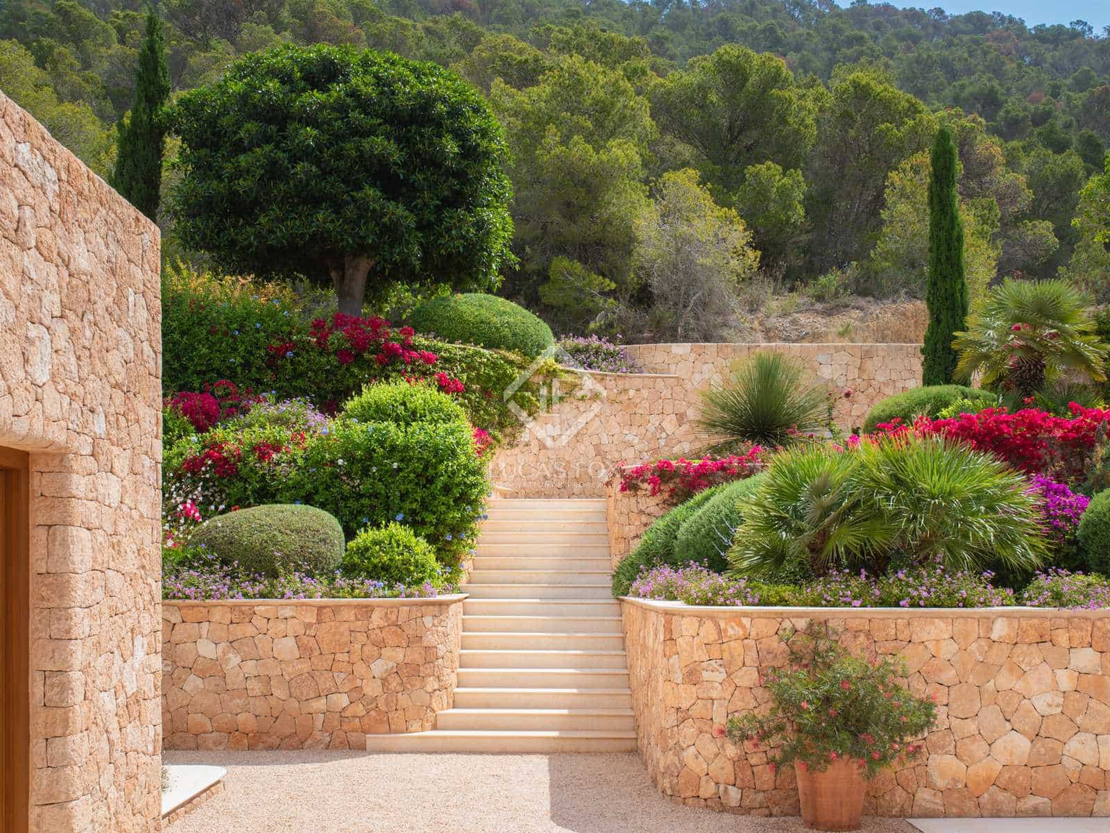 6 soveværelse Villa til salg i Sant Carles de Peralta med swimmingpool garage - € 19.750.000 (Ref: 8375125)