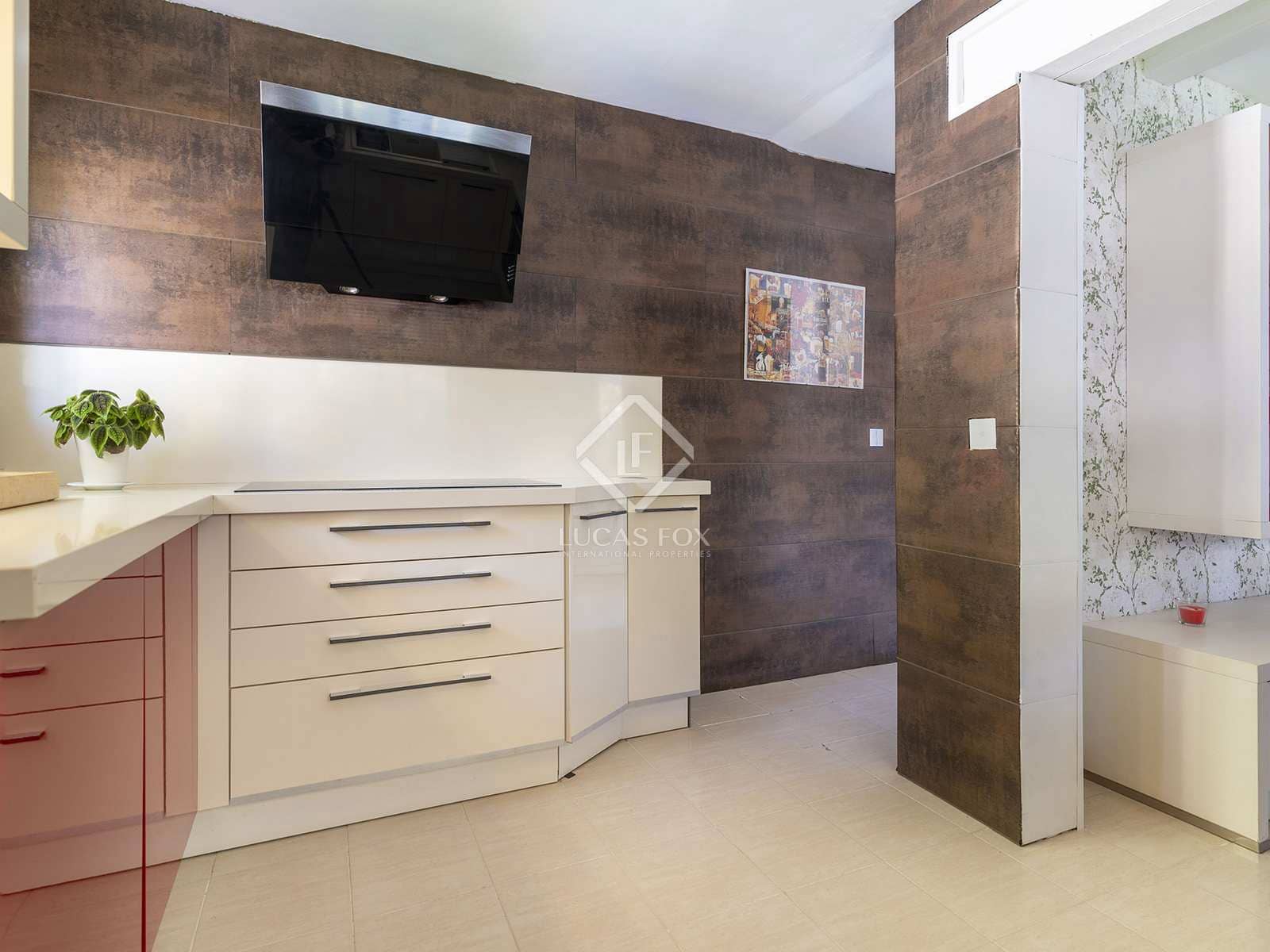 4 bedroom Villa for sale in Altea with pool garage - € 599,000 (Ref: 8376390)