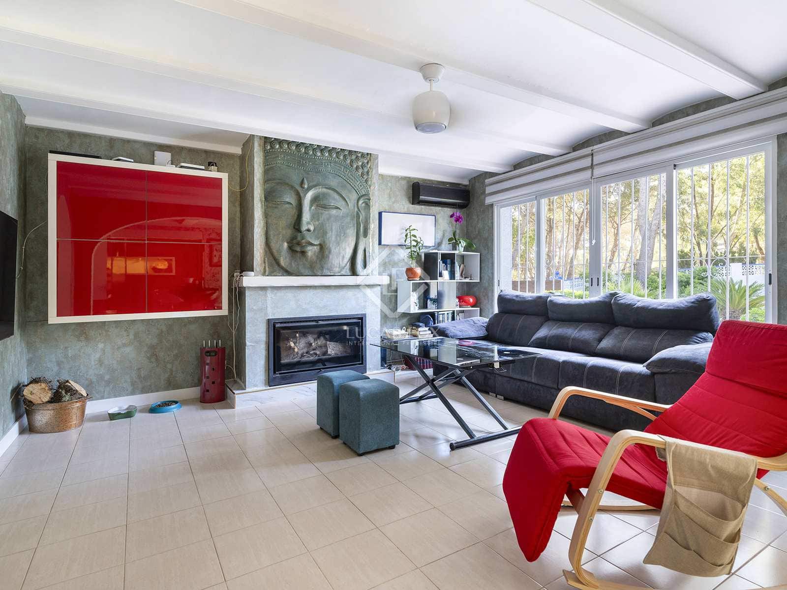 4 bedroom Villa for sale in Altea with pool garage - € 599,000 (Ref: 8376390)