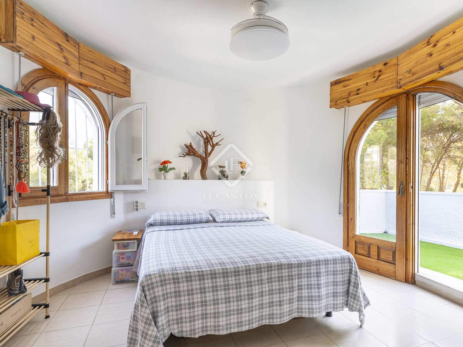 4 bedroom Villa for sale in Altea with pool garage - € 599,000 (Ref: 8376390)