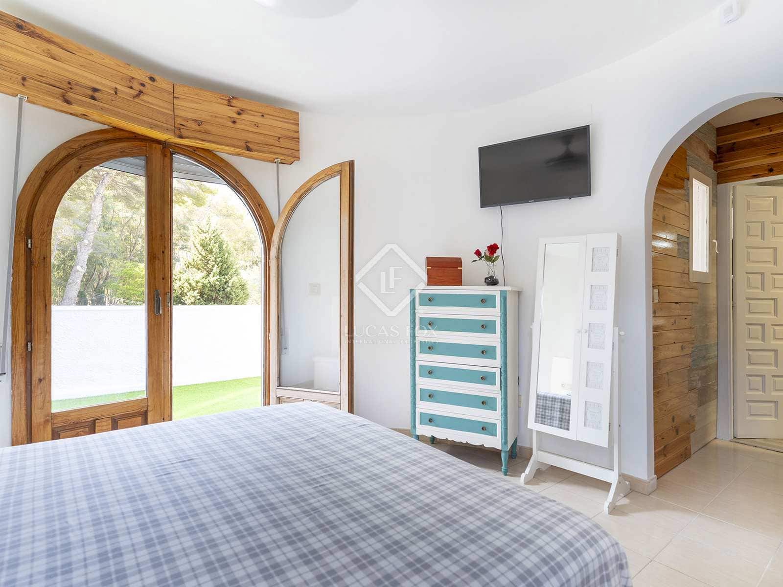 4 bedroom Villa for sale in Altea with pool garage - € 599,000 (Ref: 8376390)