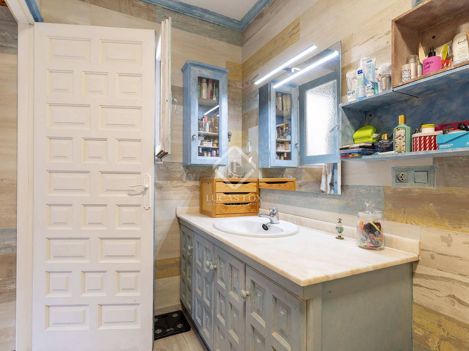 4 bedroom Villa for sale in Altea with pool garage - € 599,000 (Ref: 8376390)