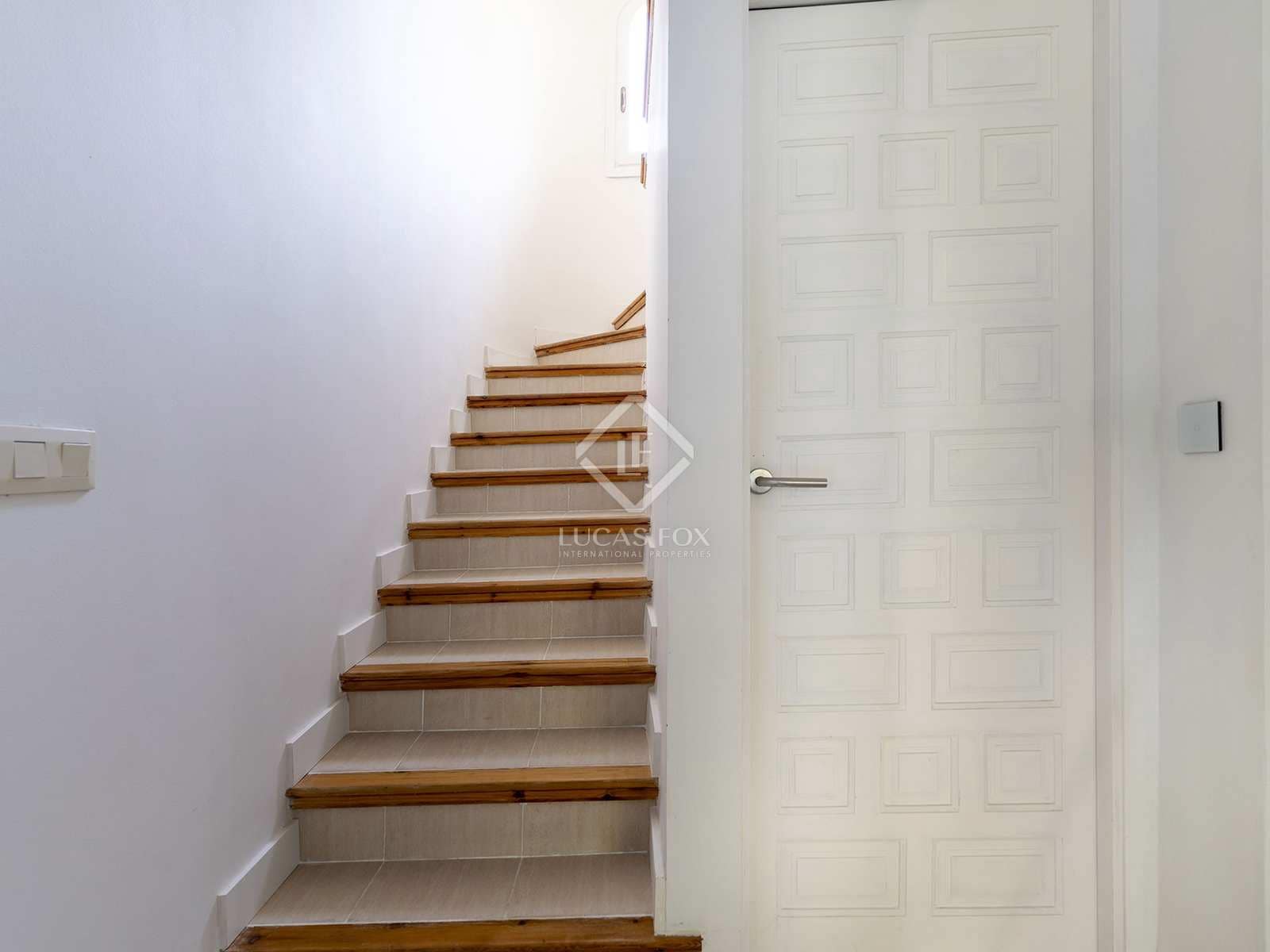 4 bedroom Villa for sale in Altea with pool garage - € 599,000 (Ref: 8376390)