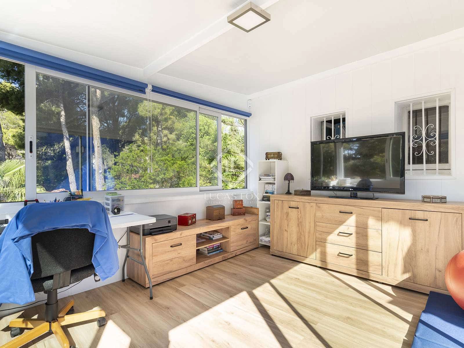 4 bedroom Villa for sale in Altea with pool garage - € 599,000 (Ref: 8376390)